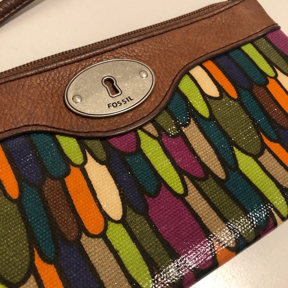 Fossil multicolor leather wristlet wallet - Picture 2 of 5